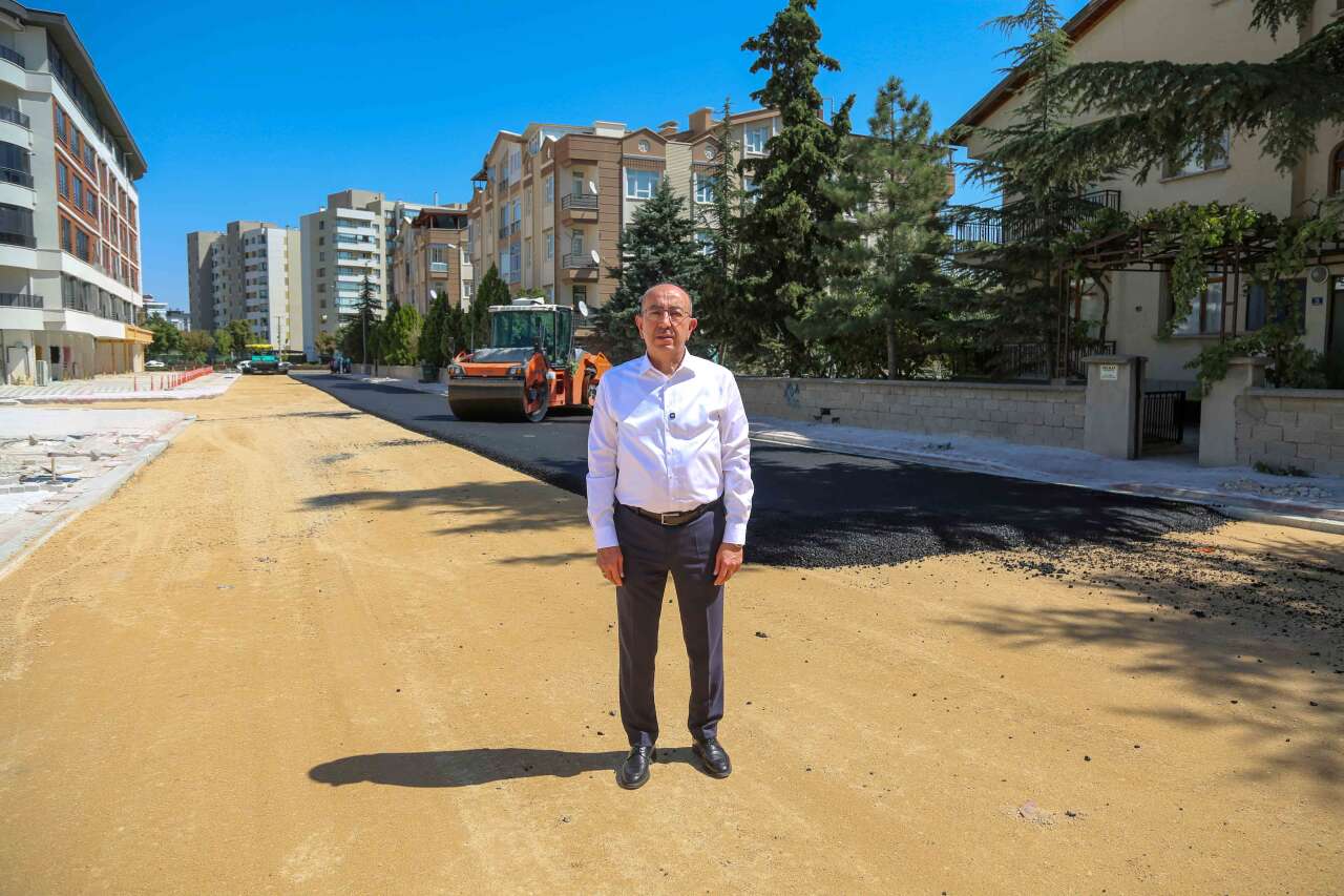Konya’da yaz mesaisi hız kesmiyor! Meram'da 25 mahalle aynı anda yenileniyor 6